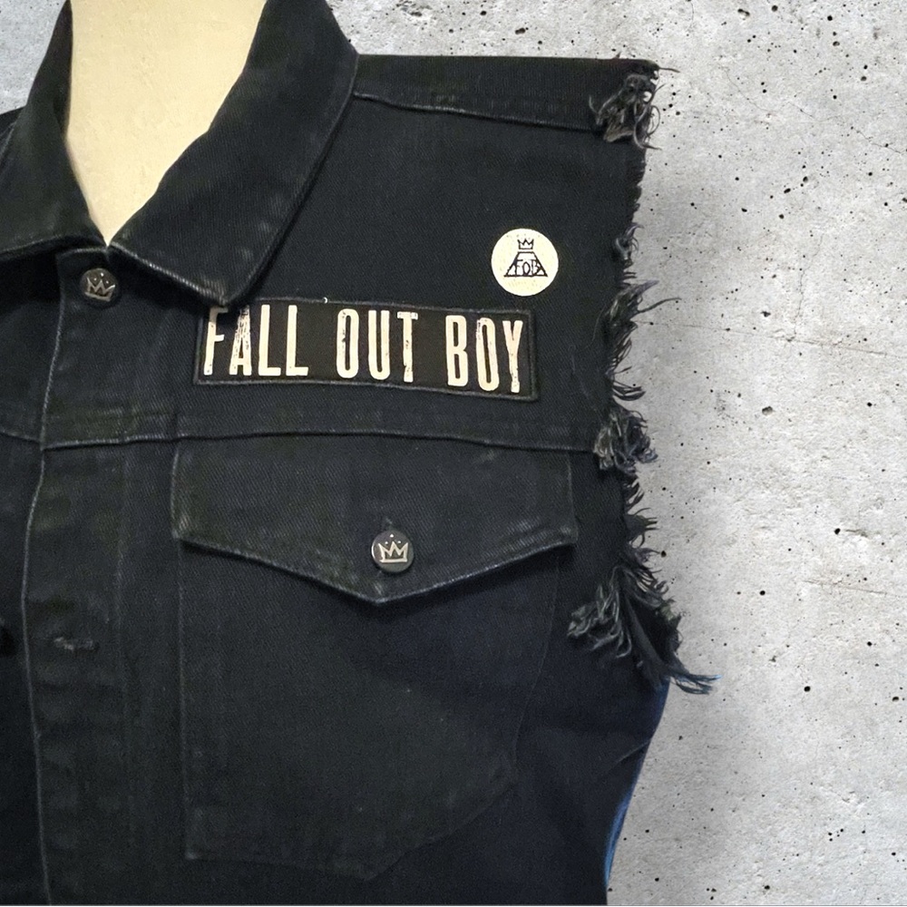 Fall Out Boy FOB Emo 2014 Punk Jean Denim Biker Vest Frayed Sleeveless ManHead L